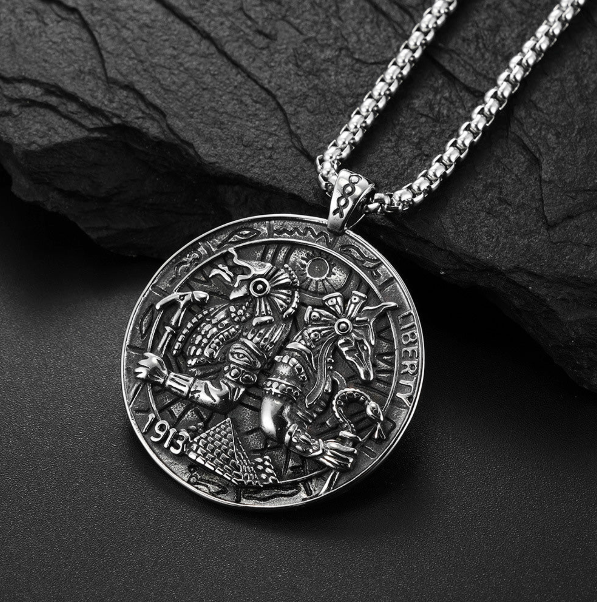 Cadena Ra y Anubis