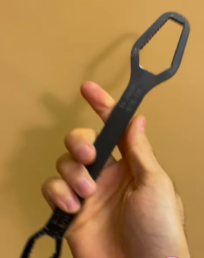LLAVE INGLESA UNIVERSAL