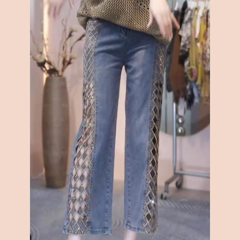 Jeans con Bordado hueco